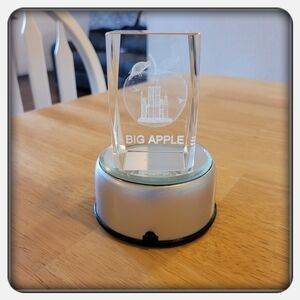 3D Laser Etched Crystal Paperweight Of New York World Trade Center